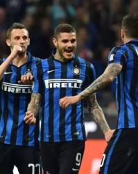  米兰同城德比九万人空场  