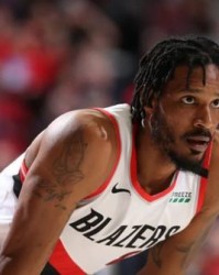  灰熊交易送走莫兰特，换回首轮签及防守悍将  