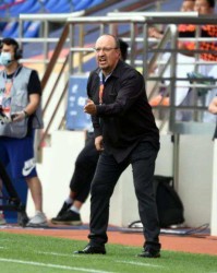  雷恩青春风暴席卷赛场年轻阵容显威力