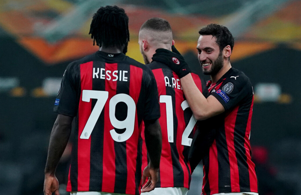  AC米兰逆袭取胜止颓势