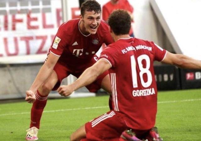  法甲出现史诗级乌龙球，后卫自摆乌龙绝杀自家  