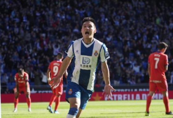 12, 克莱蒙降级边缘换帅寻求保级  